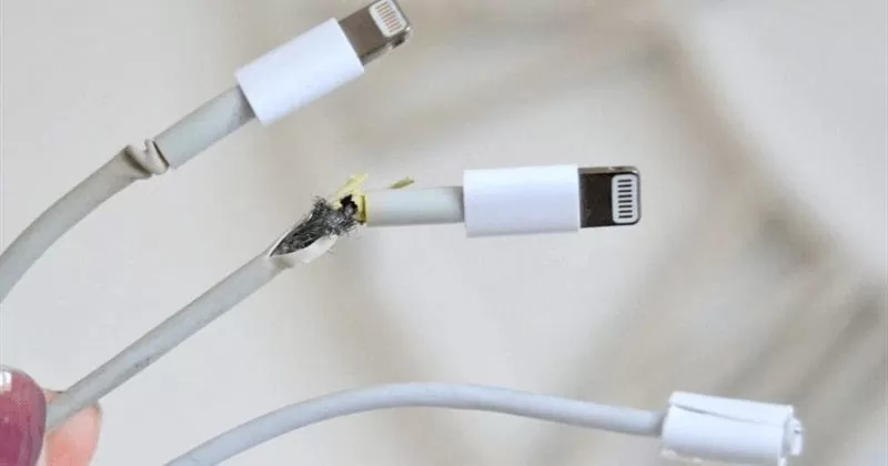 Sạc và cáp sạc có vấn đề
